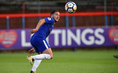 第一电竞动态-佩里西奇凌空抽射被门将扑出